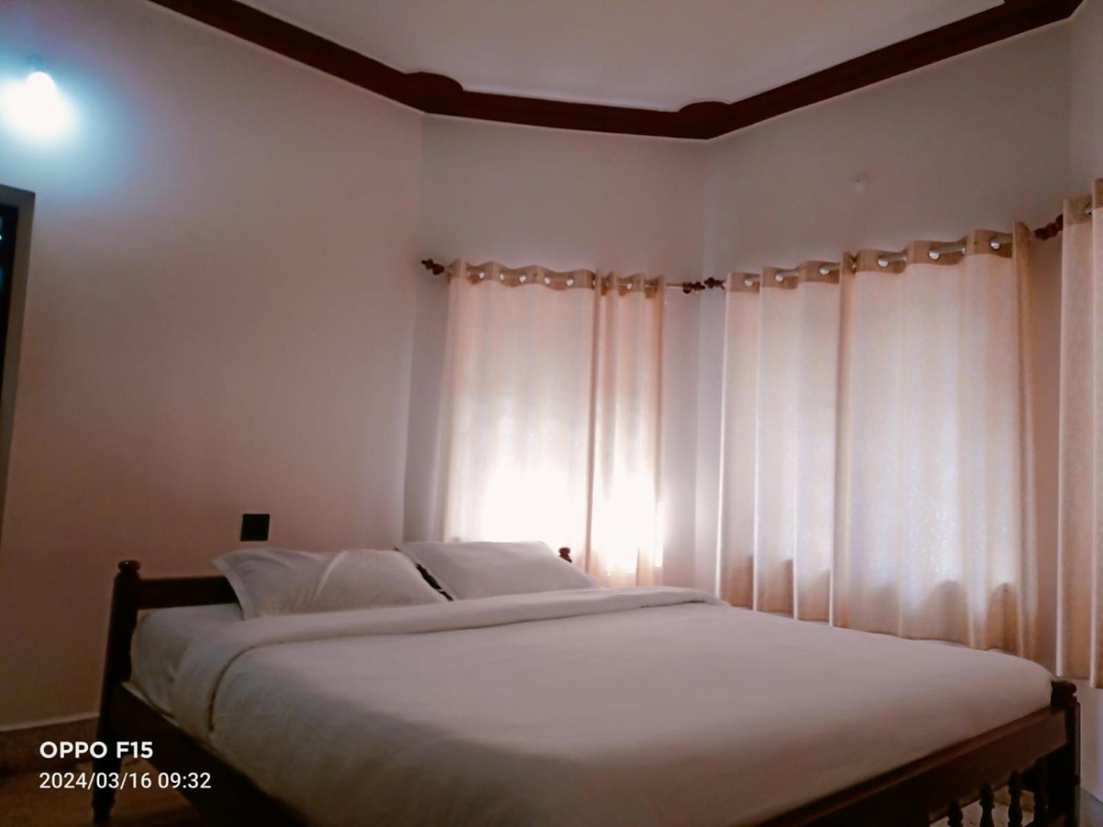 Streaming Valley Independent Coffee Estate Stay 마디케리 외부 사진